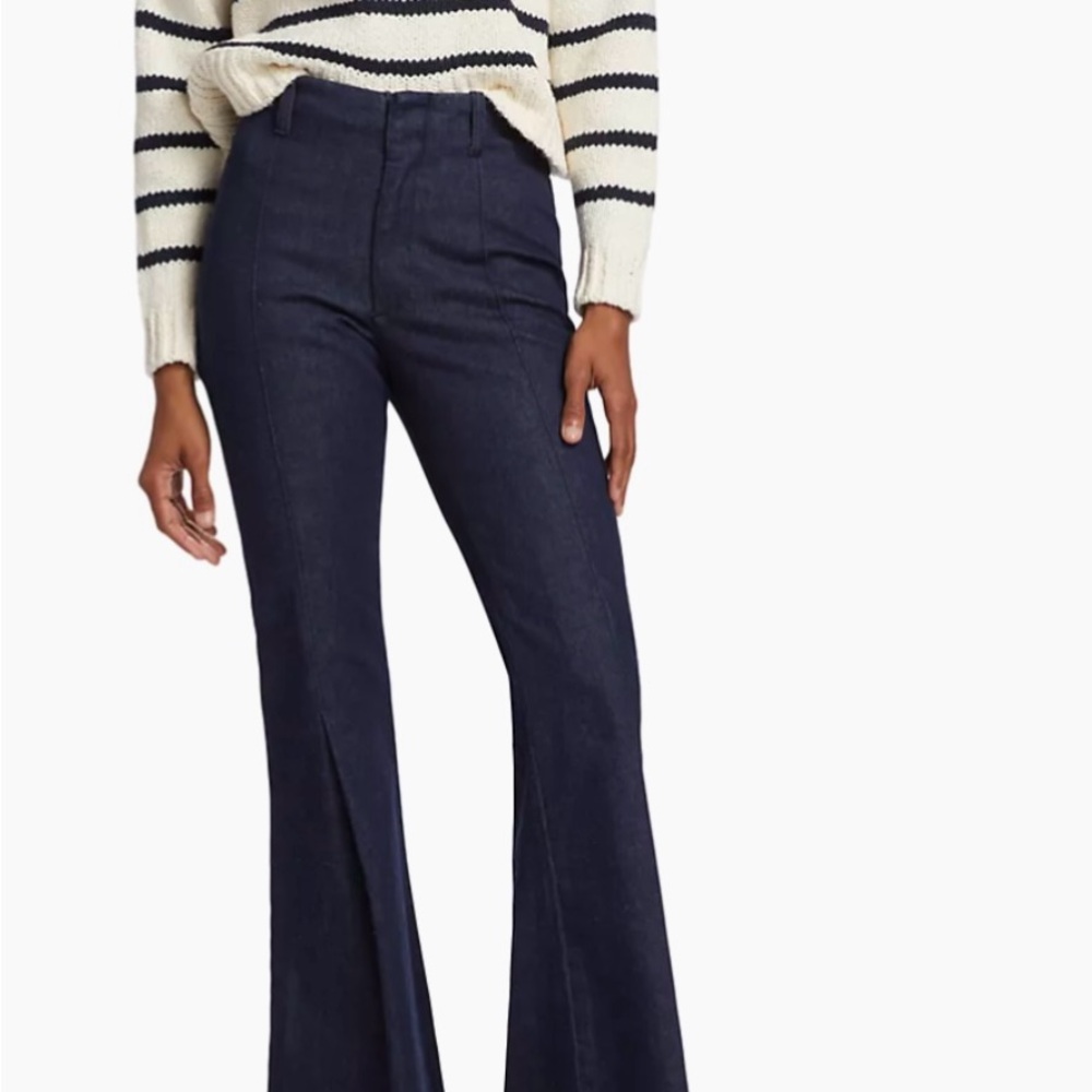 FRAME Pleated High-Rise Stretch
Flare Jeans